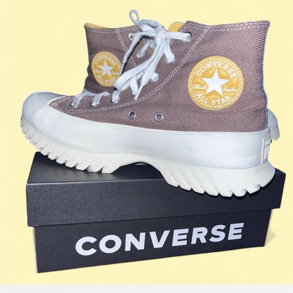 All Star Chuck Taylor High Tops Converse